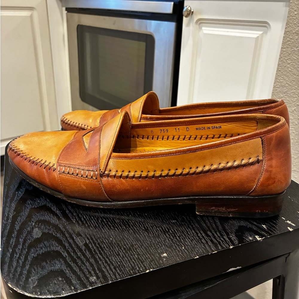 Vintage Magnanni Men's B759 Tan and Brown Leather Slip-On Loafers 11 D - Picture 5 of 8